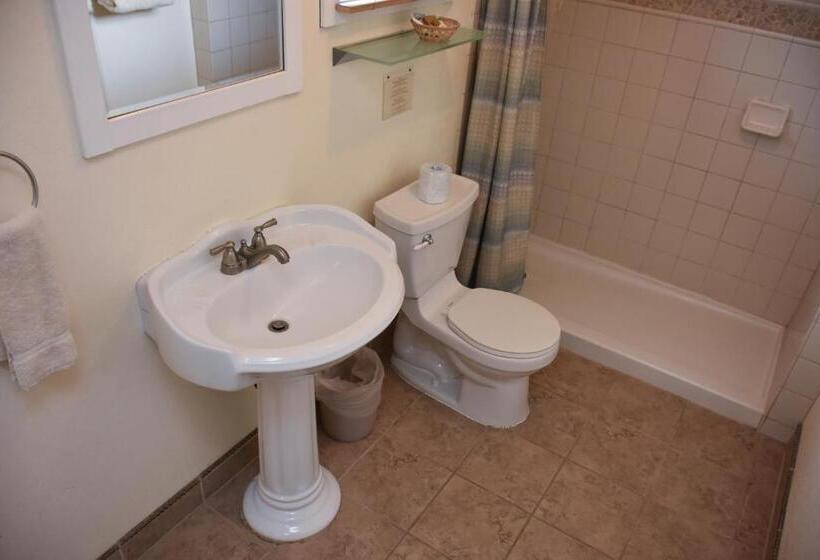 Panamint Springs Motel & Tents