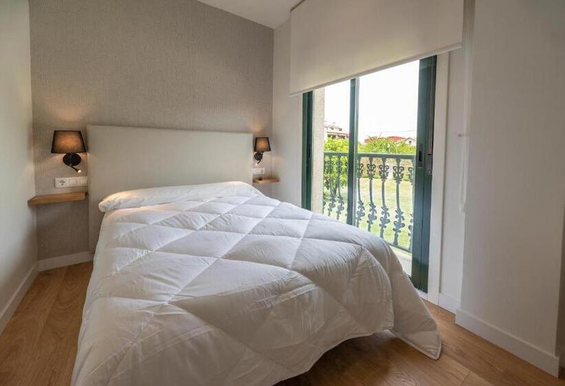 بنسيون Hostal Devesas