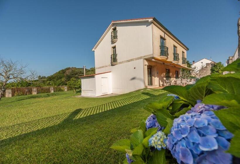 بنسيون Hostal Devesas