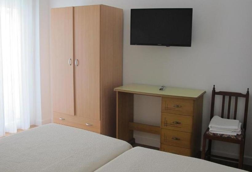 بنسيون Hostal Onteniente