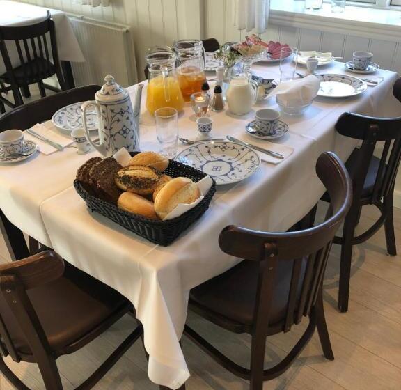 بنسيون Klitgaarden Henne Strand