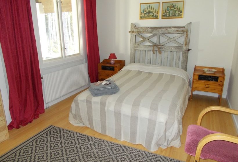 بنسيون L Vildmarken