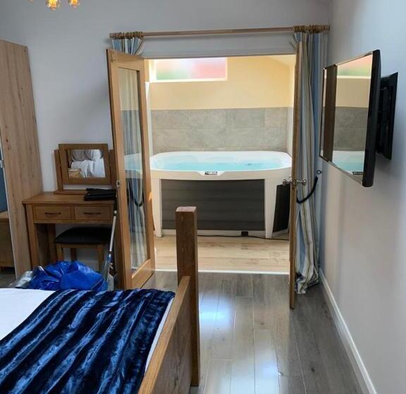 פנסיון The Forge Guest Rooms