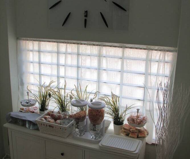 펜션 Vignola Rooms Avio