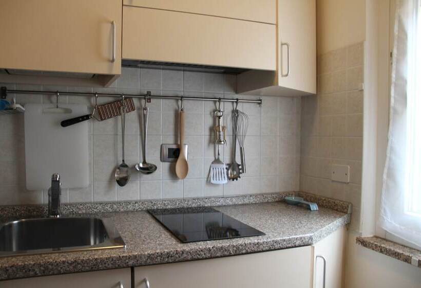 펜션 Vignola Rooms Avio