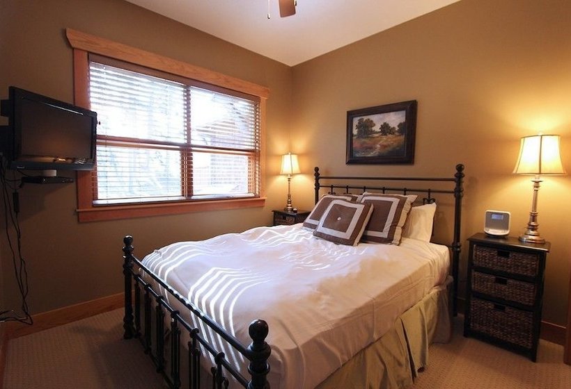 אתר נופש Carmel Beach Private Lodges