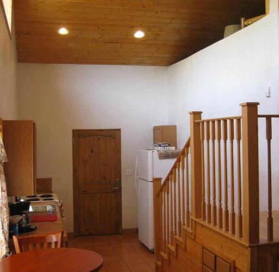 Shady Brook Inn Village/resort