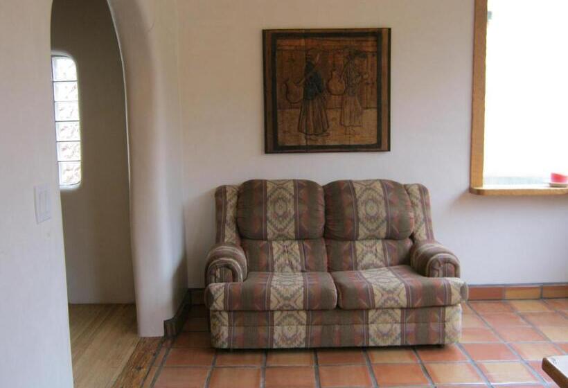 Shady Brook Inn Village/resort