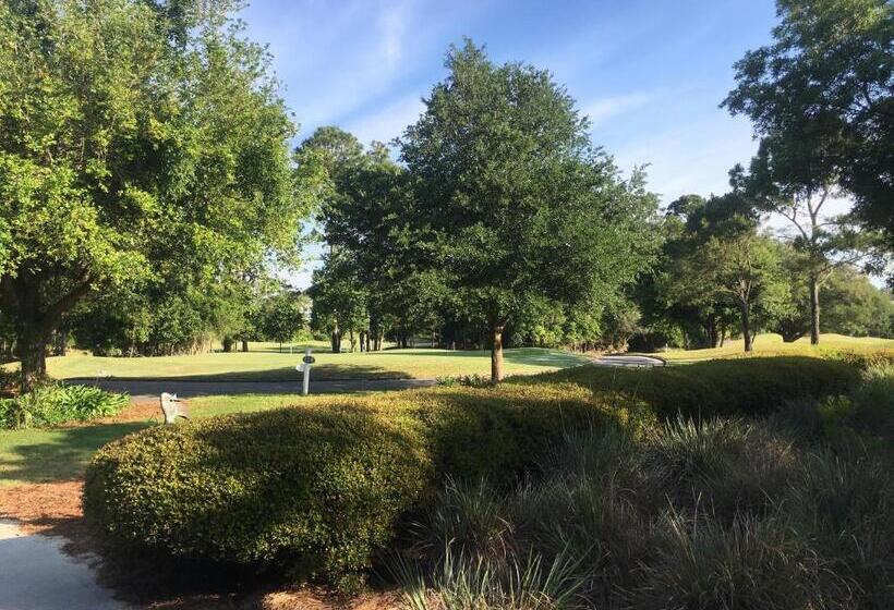 St James Bay Golf & Pickleball Resort