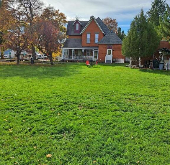 The Mays Place Bed And Breakfast