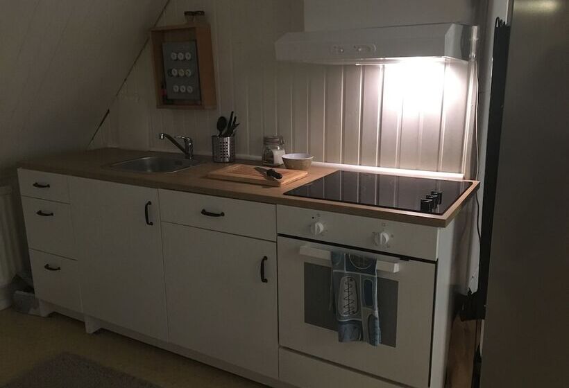 Tomasdal Vandrarhem Hostel