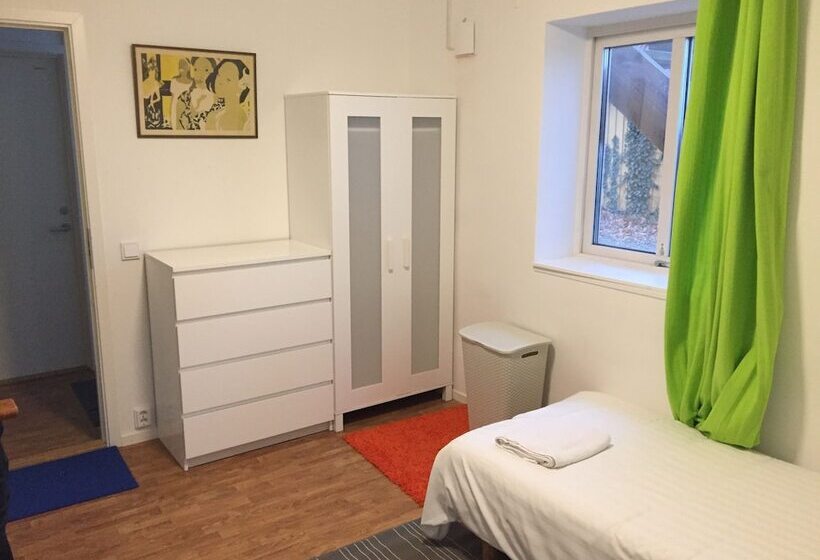 Tomasdal Vandrarhem Hostel