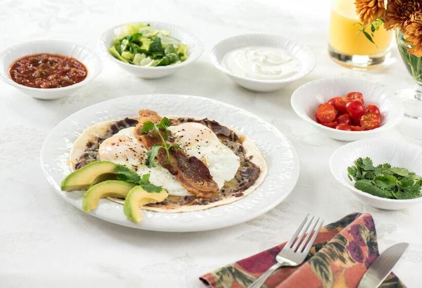 Yale Manor B&b & Yurt Glamping