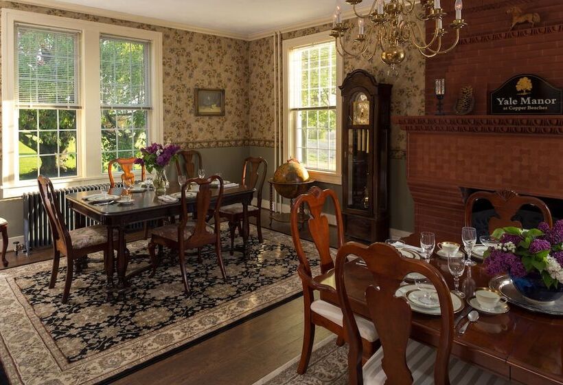 Yale Manor B&b & Yurt Glamping