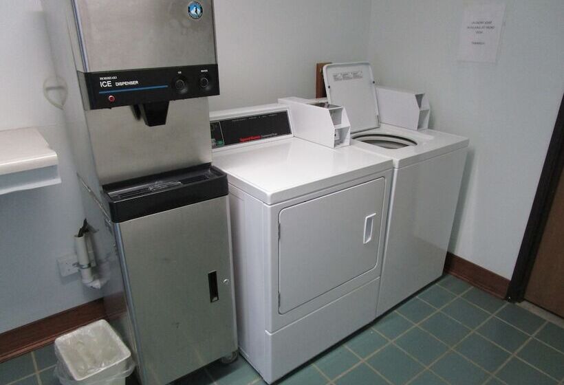 فندق صغير Dakota Country Inn