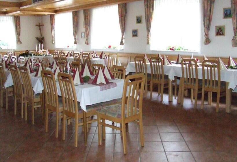 Общежитие Gasthof Steinerwirt