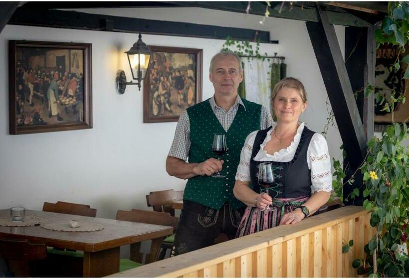 旅馆 Gasthof Weingrill