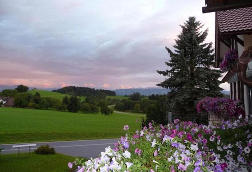 הוסטל Gästehaus Reischmann