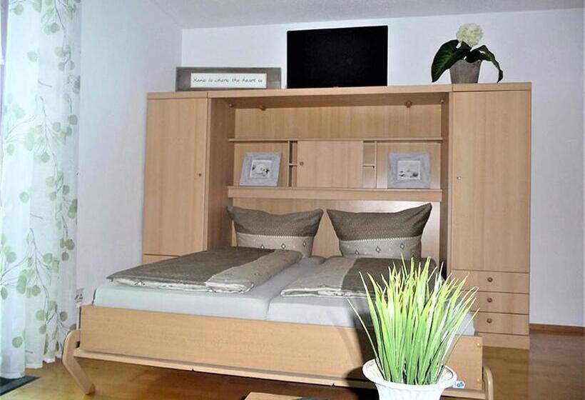 הוסטל Gästehaus Reischmann