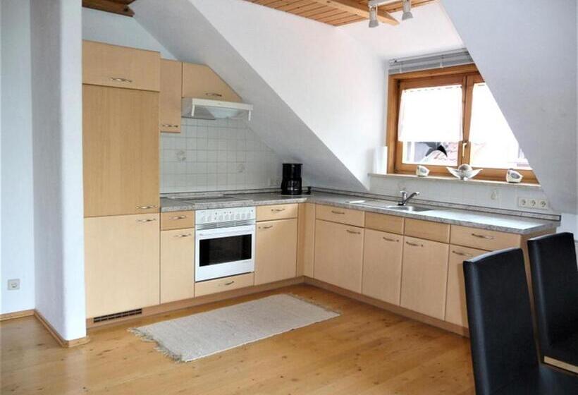 הוסטל Gästehaus Reischmann