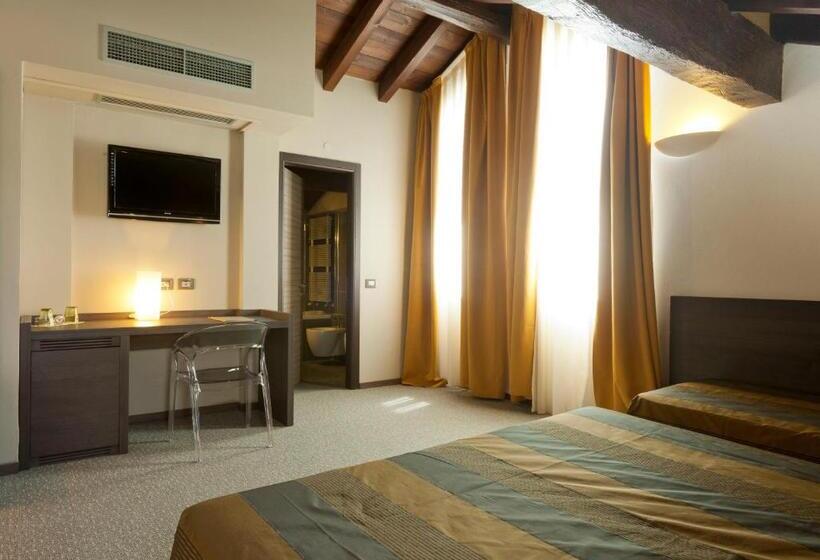 호스텔 Locanda Sant Ambrogio