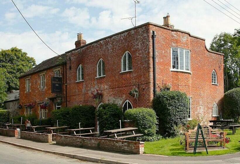 فندق صغير Manor House Inn