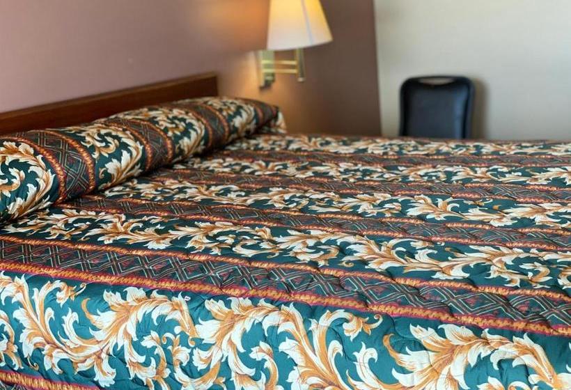 Общежитие Payless Inn