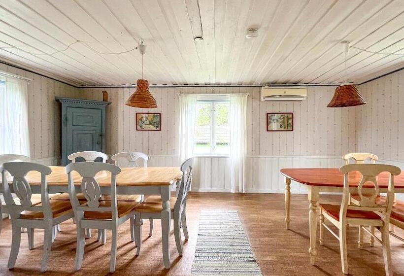 Retkeilymaja Stf Tivedstorp