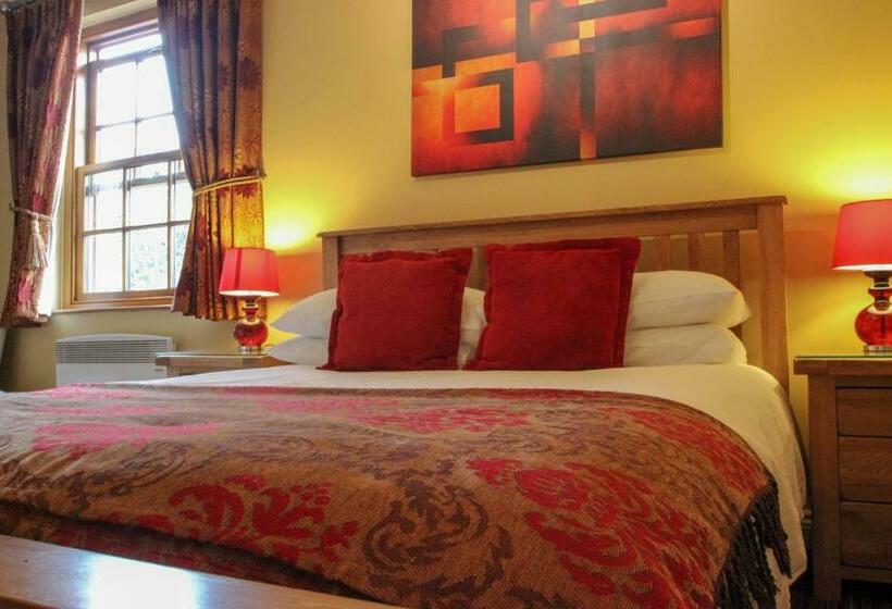 旅馆 The Badger Inn