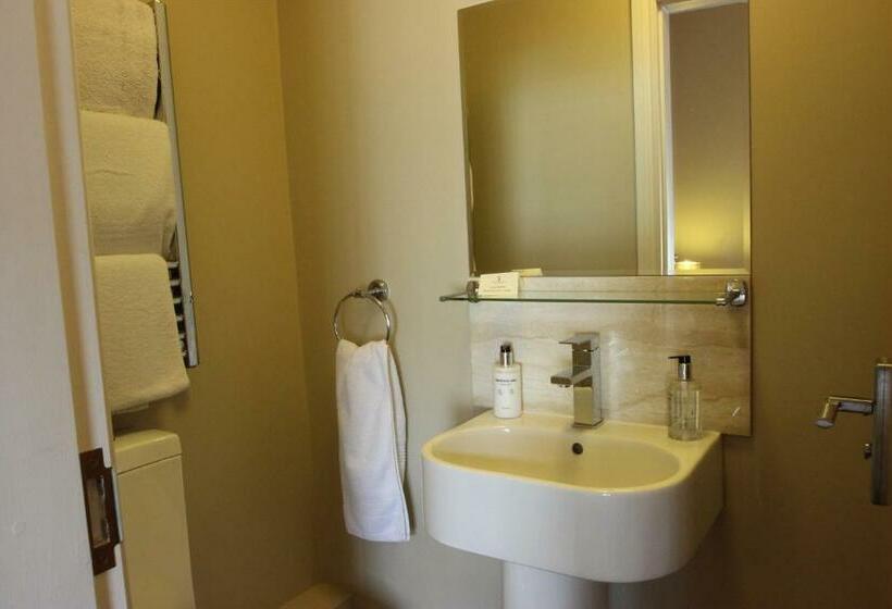 旅馆 The Badger Inn