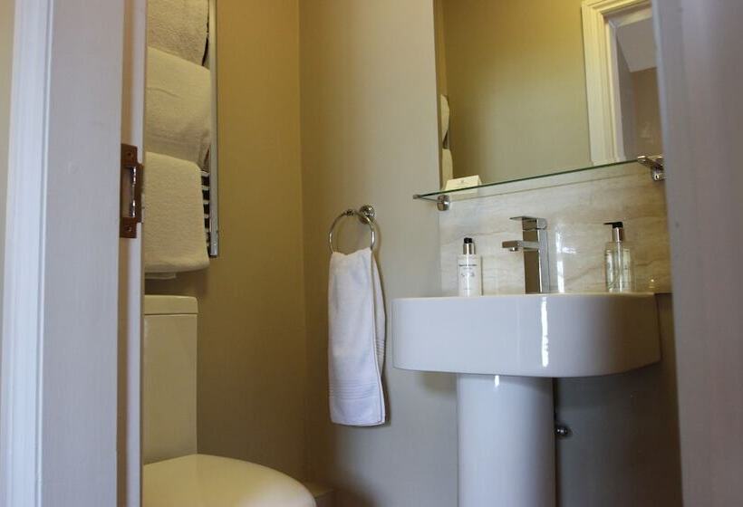 旅馆 The Badger Inn