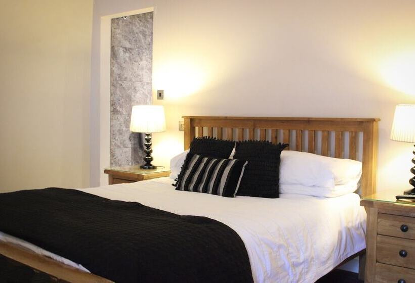 旅馆 The Badger Inn