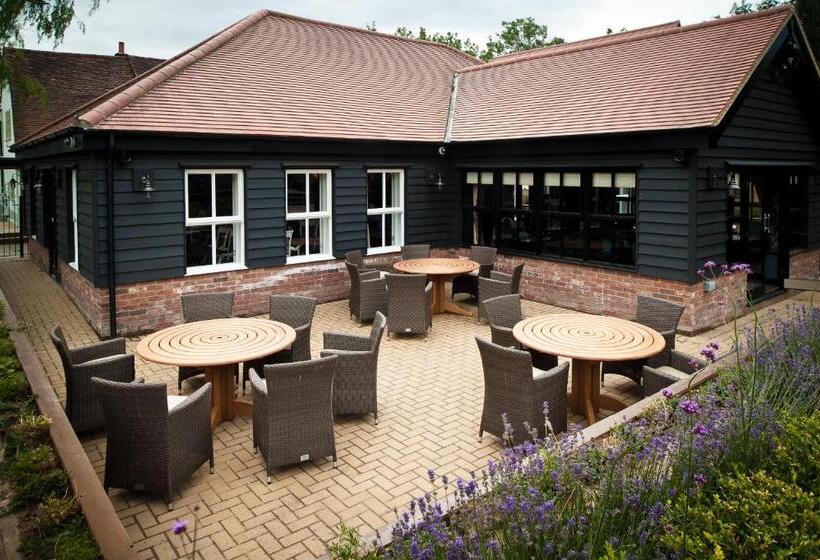 فندق صغير The Bull At Great Totham Limited