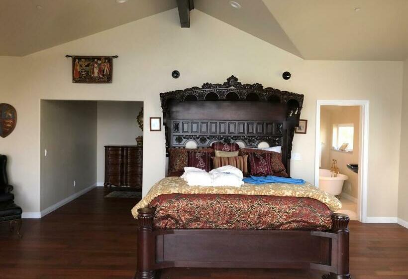 호스텔 The Castle Inn Of The Lost Coast