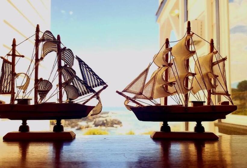 ユースホステル The Castle Inn Of The Lost Coast