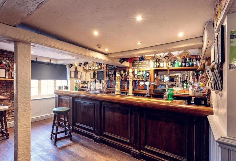 הוסטל The Lord Nelson