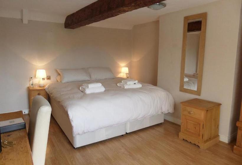 הוסטל The Lord Nelson