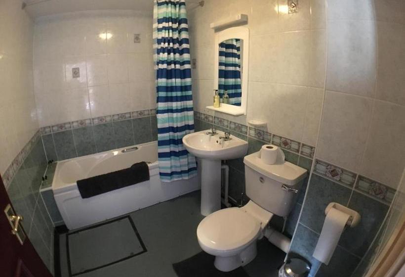 הוסטל The Lord Nelson