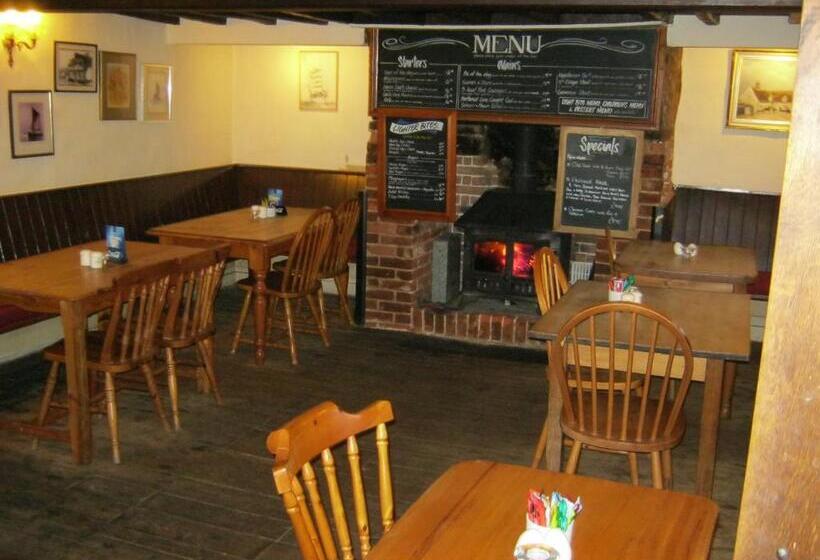 호스텔 The Ship Inn