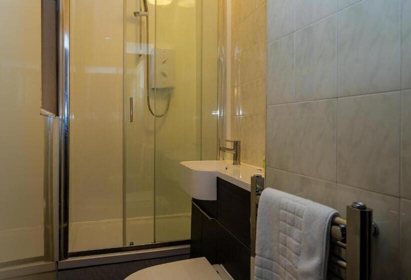 فندق صغير The Wheatsheaf Inn