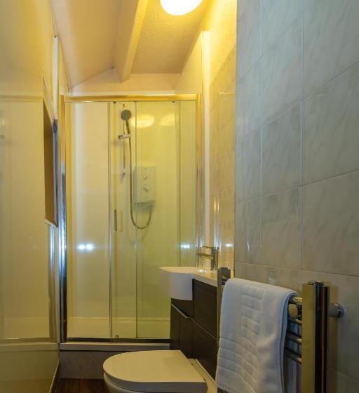 فندق صغير The Wheatsheaf Inn