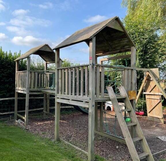 호스텔 The White Hart