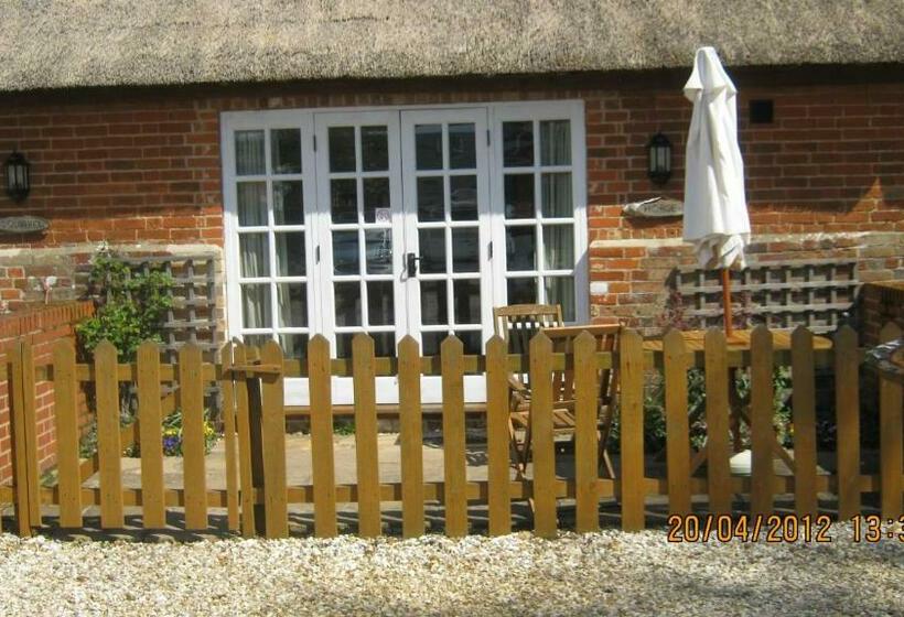 旅馆 Turfcutters Arms