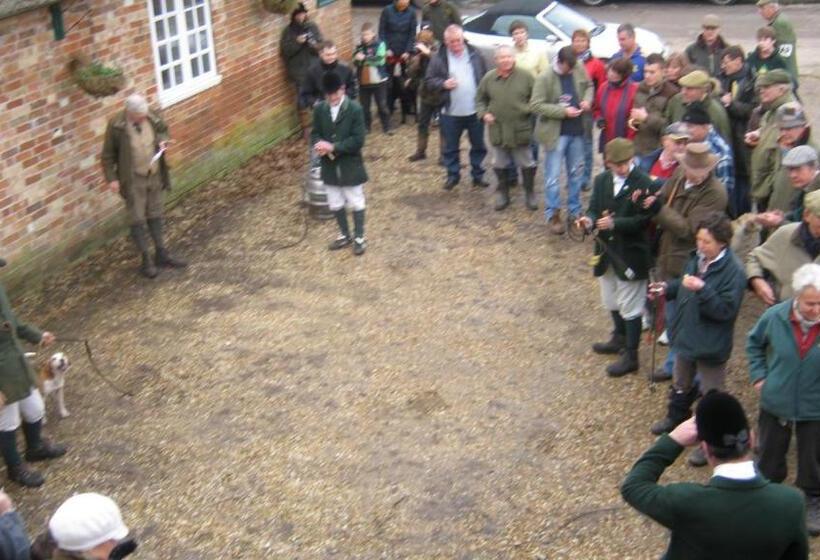 旅馆 Turfcutters Arms