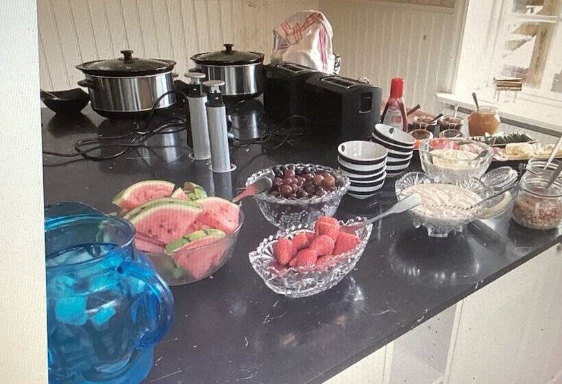 Ameriden Bed And Breakfast