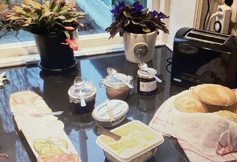 Ameriden Bed And Breakfast