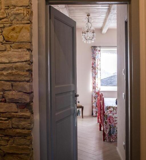 مبيت وإفطار Casa Tarò