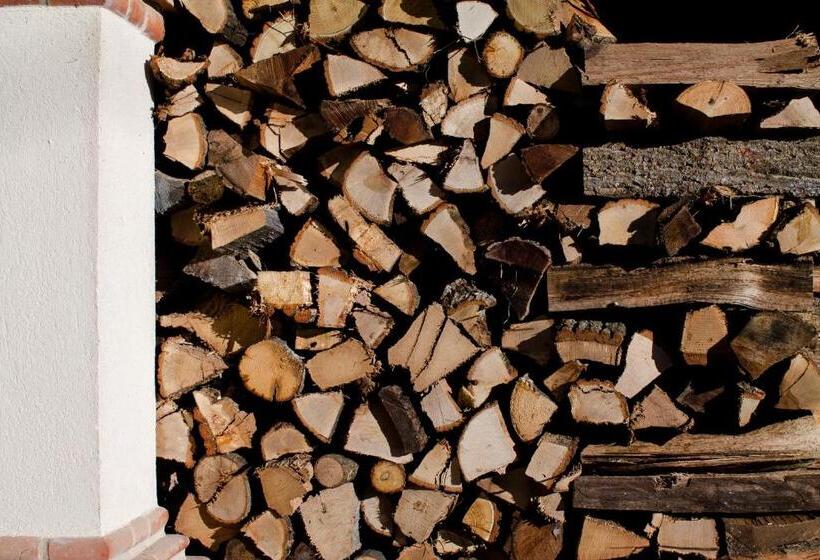 مبيت وإفطار Casa Tarò