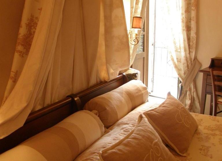 ベッドアンドブレックファースト Castello Di Vigoleno