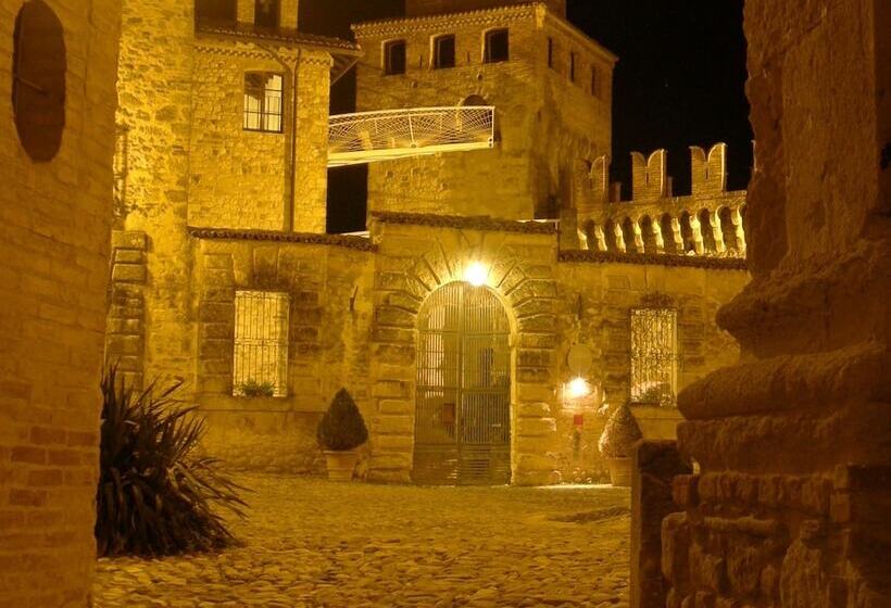 ベッドアンドブレックファースト Castello Di Vigoleno